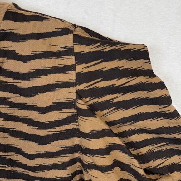 NEW! AGOLDE Folded Sleeve Mock Neck Sweatshirt Serpentine Tigress Stripe Size XS - Picture 5 of 13